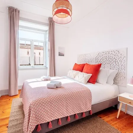 Vita Portucale ! Deluxe 3 Bedroom Apartment In Arroios Lisbon Exterior photo