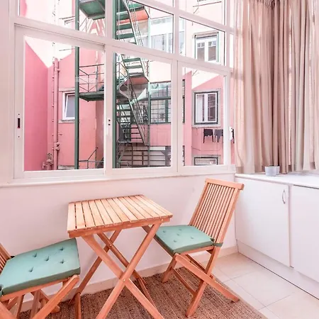Vita Portucale ! Deluxe 3 Bedroom Apartment In Arroios Lisbon Exterior photo