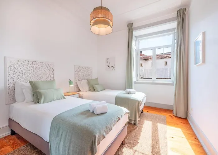 Vita Portucale ! Deluxe 3 Bedroom Apartment In Arroios
